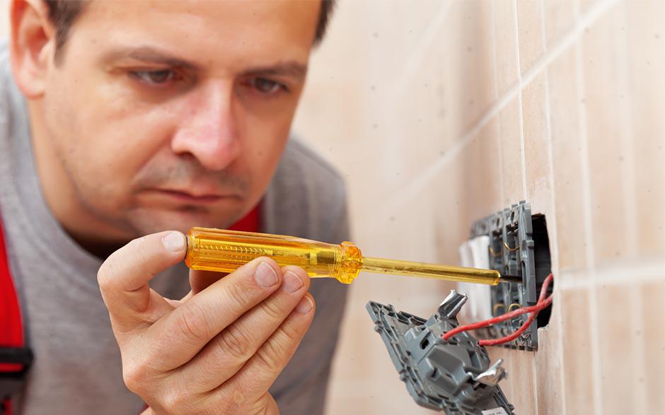 électricien de maintenance Jouy-le-Moutier